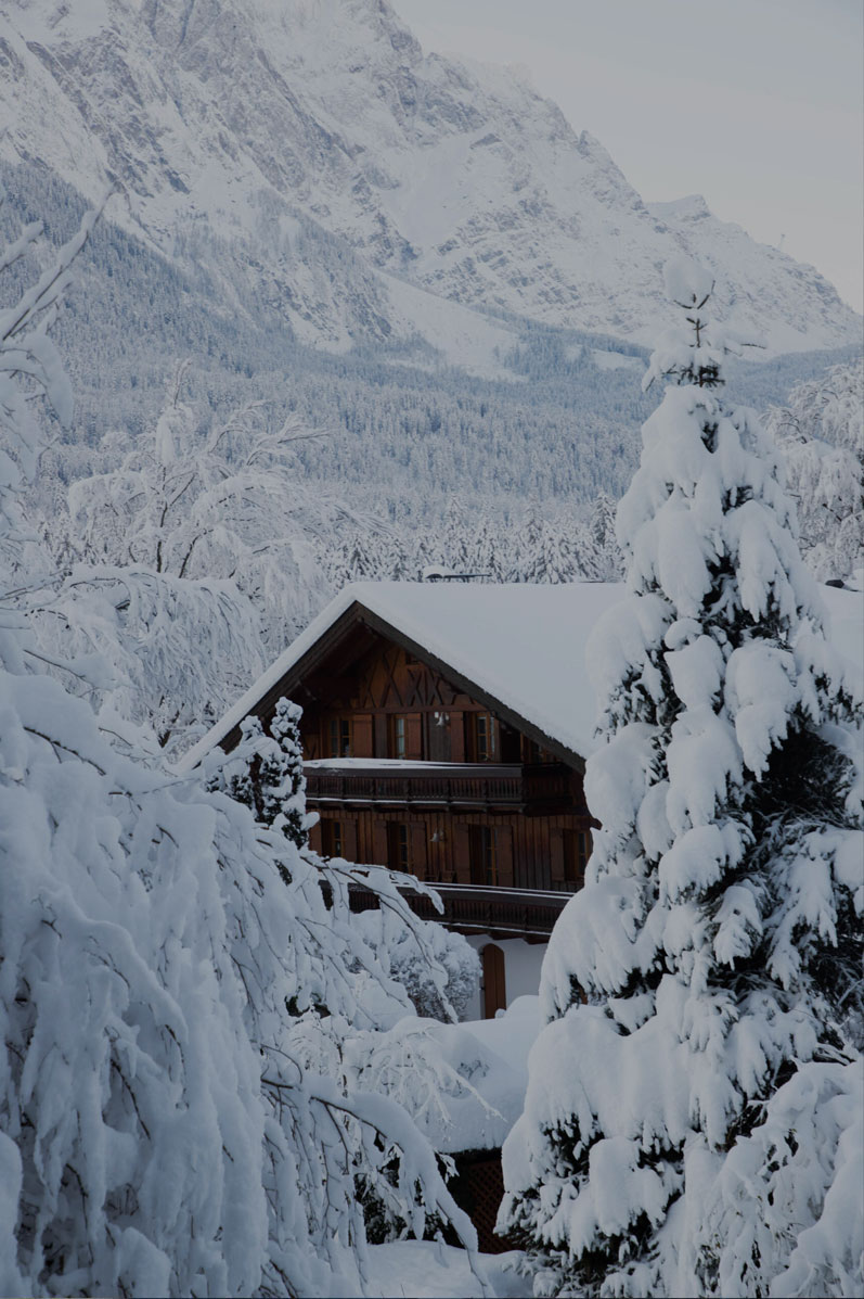 Megève (French Alps) – Alpaga – 6 Bed/6 Bath – 250 sqm